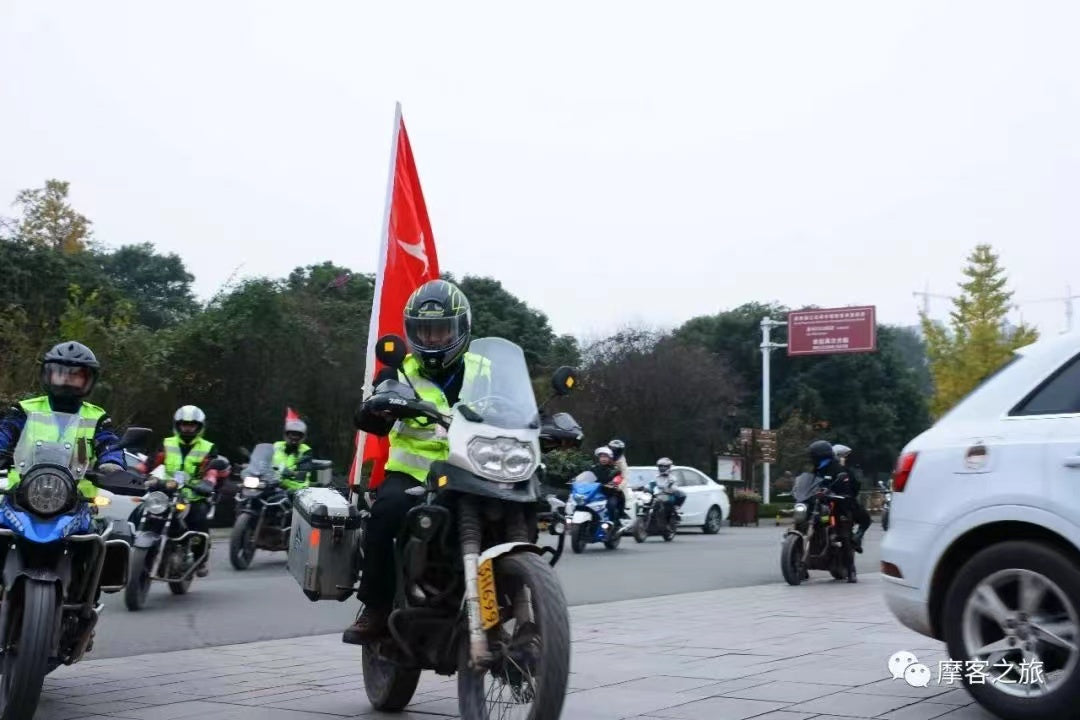 How to Showcase Leadership in a Motorcycle Club