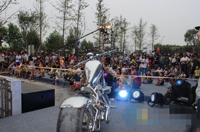 Alcohol Culture in Motorcycle Clubs: Where Whiskey Meets Brotherhood