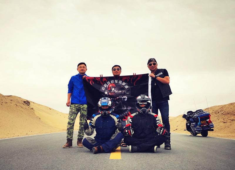 Understanding Motorcycle Culture Through the Lens of Flags